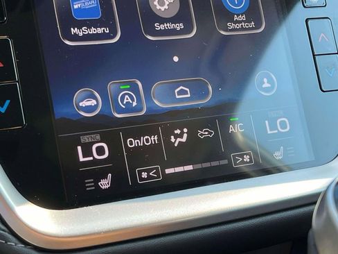 Used 2021 Subaru Outback Premium image 13