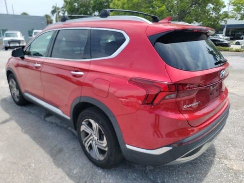 Used 2021 Hyundai Santa Fe SEL w/ Convenience + Premium Package FWD image 3