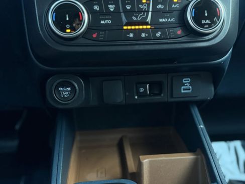 Used 2022 Ford Maverick Lariat w/ Lariat Luxury Package FWD image 37