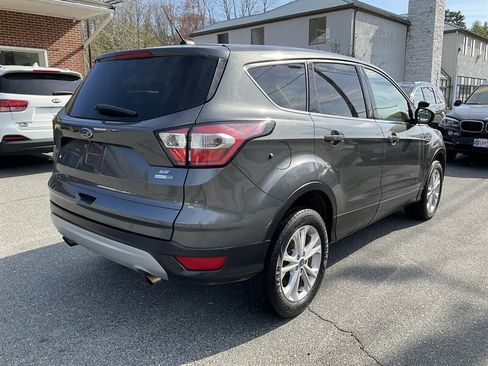 Used 2017 Ford Escape SE AWD/4WD image 5
