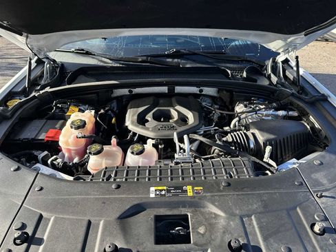 Used 2022 Jeep Grand Cherokee Trailhawk image 13