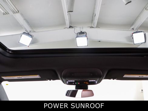 Used 2021 Cadillac XT5 Premium Luxury image 21