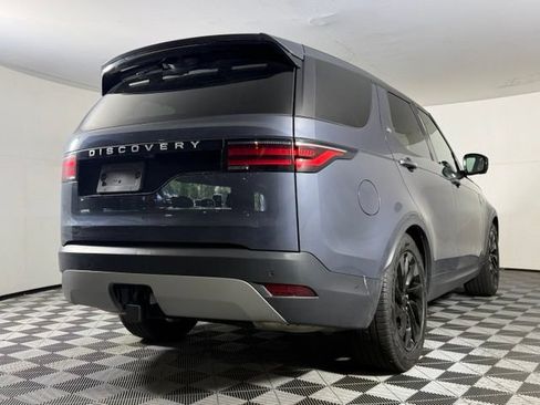Used 2025 Land Rover Discovery S AWD/4WD image 8