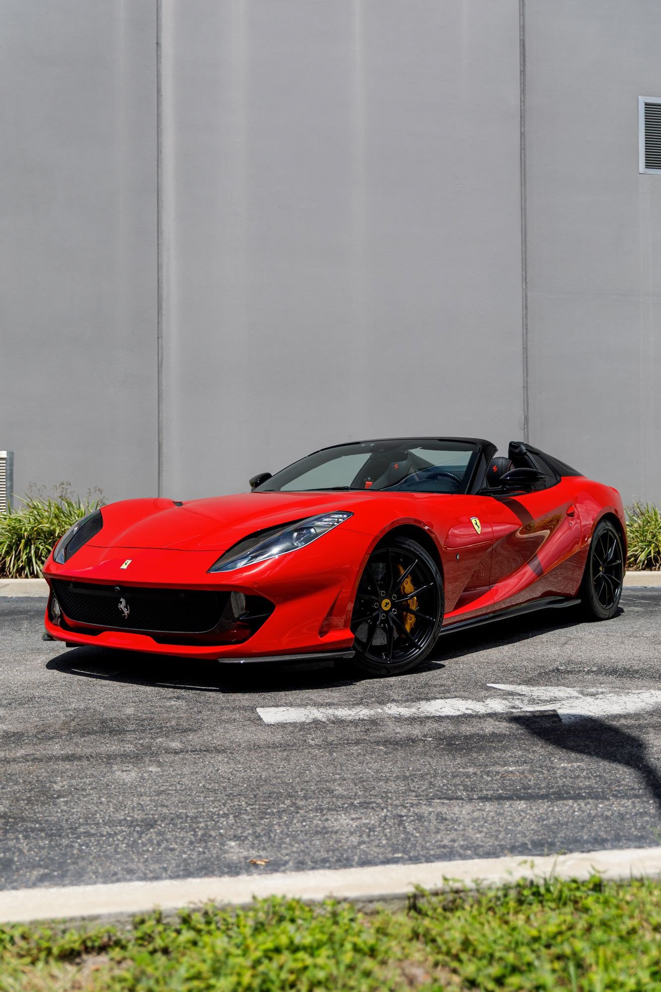 Used 2021 Ferrari 812 GTS RWD image 48