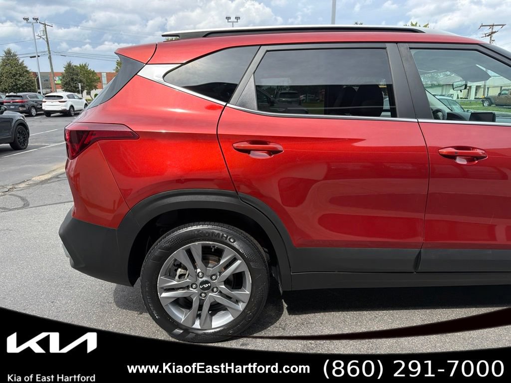 Certified 2023 Kia Seltos S w/ Navigation Package AWD/4WD image 7