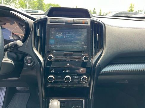 Used 2022 Subaru Ascent Onyx Edition AWD/4WD image 16