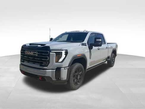 Used 2025 GMC Sierra 2500 AT4 w/ AT4 Premium Plus Package AWD/4WD image 7