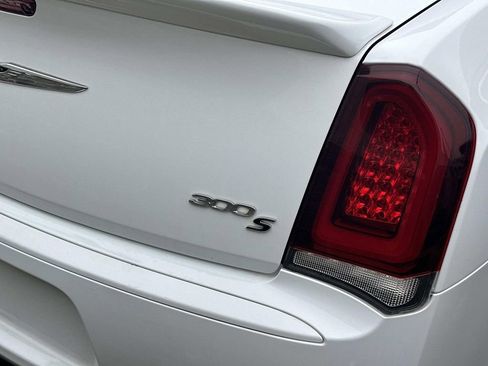 Used 2020 Chrysler 300 S image 5