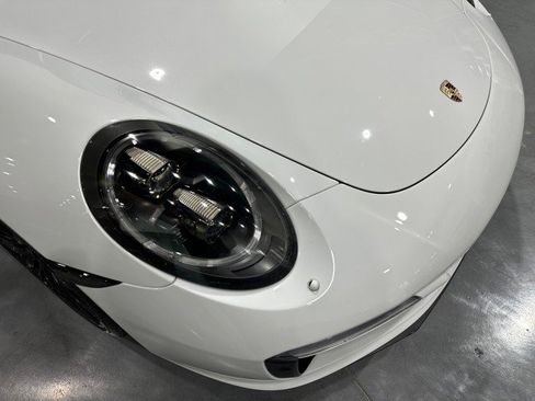 Used 2017 Porsche 911 Carrera 4S AWD/4WD image 13