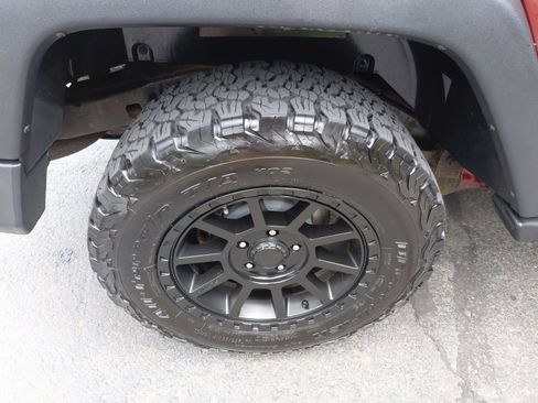 Used 2009 Jeep Wrangler X AWD/4WD image 15