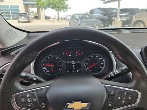 Used 2024 Chevrolet Malibu LT FWD image 21