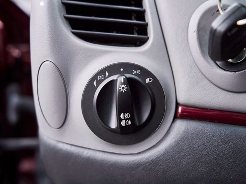 Used 2005 Porsche 911 Turbo image 54