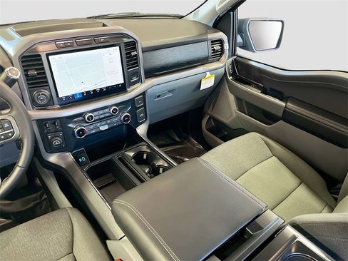 Used 2024 Ford F150 XLT w/ Mobile Office Package image 22