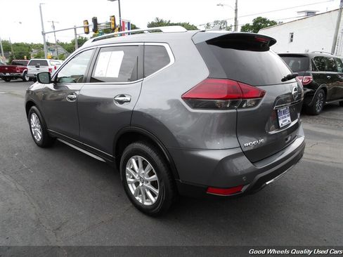 Used 2020 Nissan Rogue SV AWD/4WD image 7