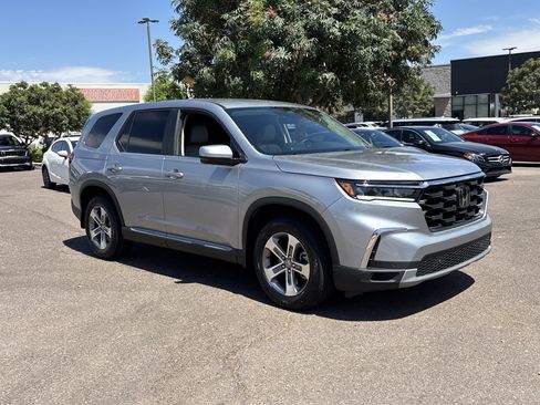 Used 2024 Honda Pilot EX-L image 7