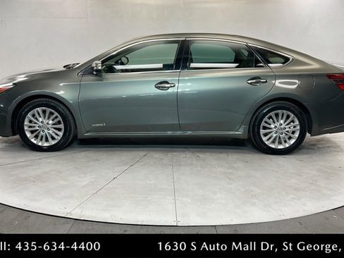 Used 2014 Toyota Avalon XLE Premium FWD image 2