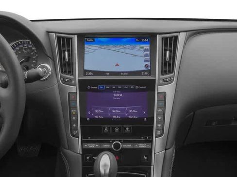 Used 2017 INFINITI Q50 Signature Edition w/ All Weather Package (L93) AWD/4WD image 13