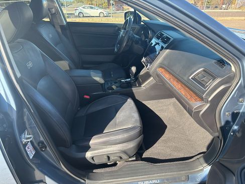 Used 2018 Subaru Outback 2.5i Limited w/ 50th Anniversary Edition image 8