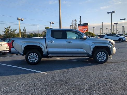Used 2024 Toyota Tacoma SR5 image 7