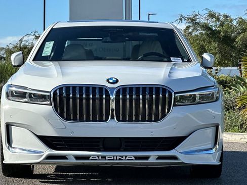Used 2022 BMW ALPINA B7 xDrive w/ Luxury Rear Seating Package AWD/4WD image 8