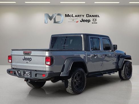 Used 2020 Jeep Gladiator Sport w/ Quick Order Package 24S image 5