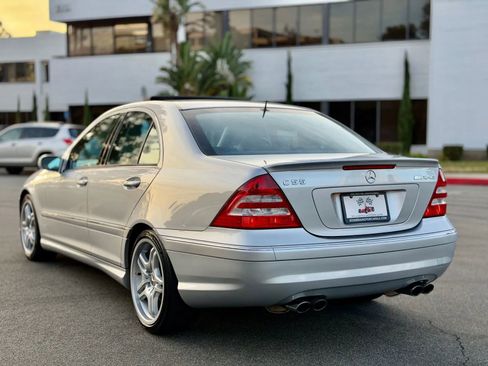 Used 2006 Mercedes-Benz C 55 AMG Sedan w/ Premium Pkg image 9