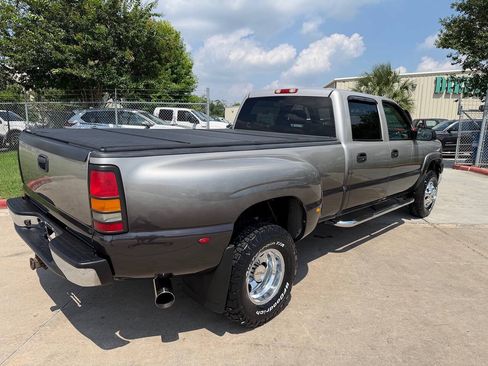 Used 2005 Chevrolet Silverado 3500 LT w/ Heavy-Duty Power Package AWD/4WD image 51