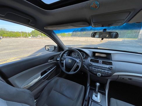 Used 2010 Honda Accord EX image 26
