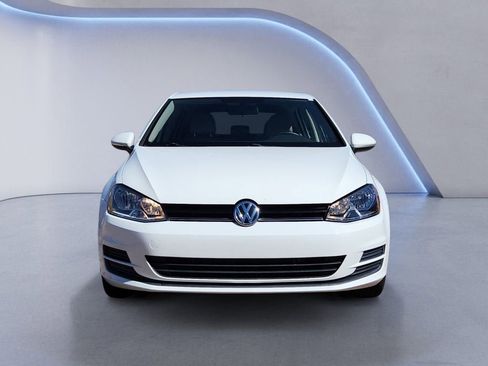 Used 2015 Volkswagen Golf TDI S image 8