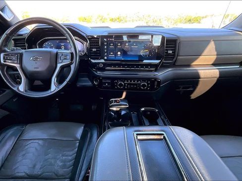 Used 2022 Chevrolet Silverado 1500 ZR2 image 18