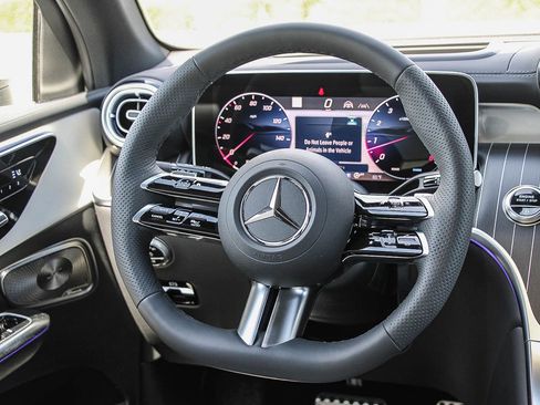 New 2026 Mercedes-Benz GLC 300 4MATIC image 16