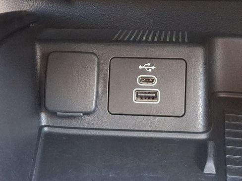 Certified 2025 Ford Bronco Sport Outer Banks w/ Outer Banks Tech Package+ AWD/4WD image 26
