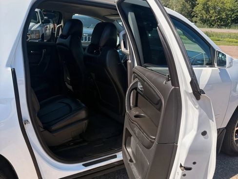 Used 2016 GMC Acadia SLT AWD/4WD image 27