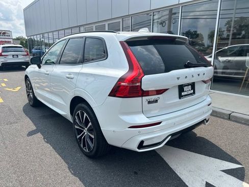 Used 2024 Volvo XC60 B5 Plus w/ Climate Package AWD/4WD image 3