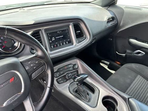 Used 2023 Dodge Challenger SXT RWD image 18