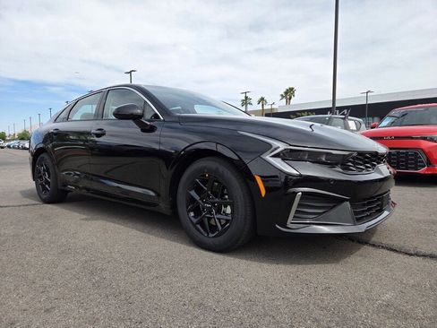 New 2026 Kia K5 LXS FWD image 2