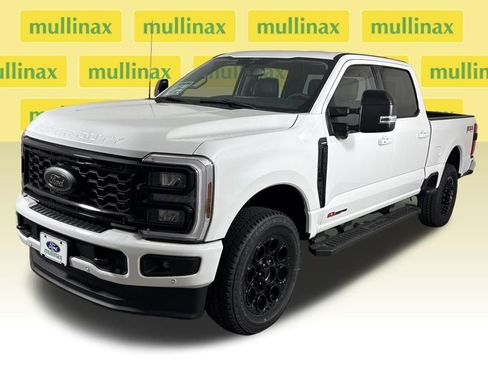 New 2026 Ford F350 Lariat w/ Black Appearance Package image 22