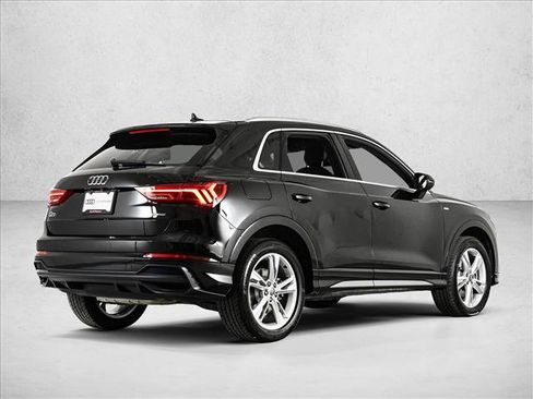 Used 2021 Audi Q3 2.0T Premium w/ Convenience Package AWD/4WD image 5