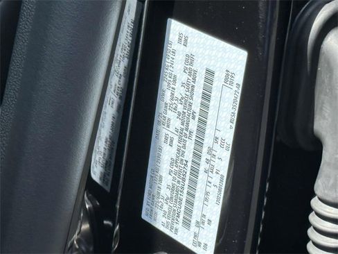 New 2025 Ford Escape SE image 17