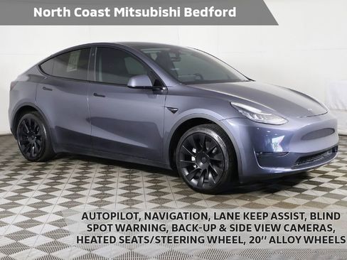 Used 2023 Tesla Model Y AWD image 1