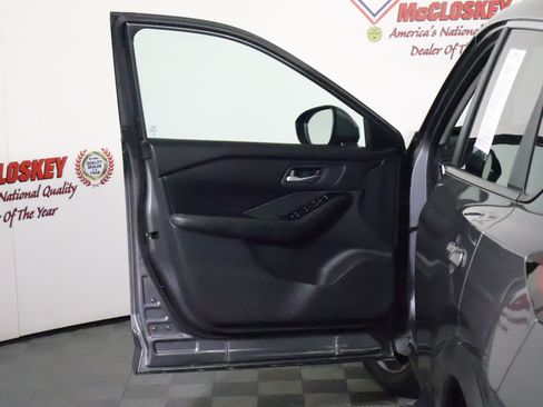 Used 2024 Nissan Rogue SV AWD/4WD image 22