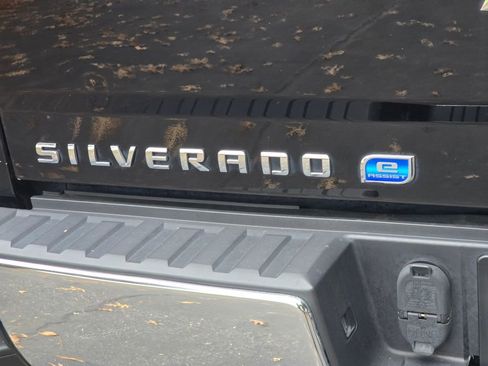 Used 2017 Chevrolet Silverado 1500 LT image 12