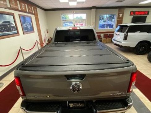 Used 2023 RAM 1500 Lone Star AWD/4WD image 4