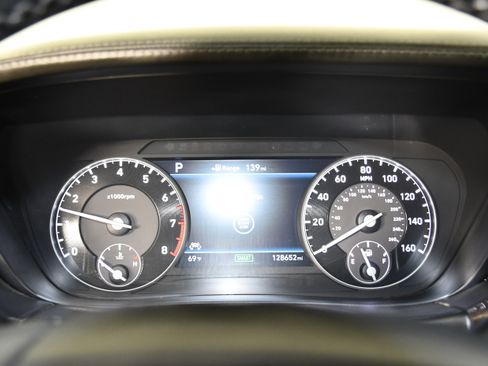 Used 2019 Genesis G90 5.0 Ultimate AWD/4WD image 18