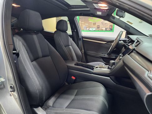 Used 2018 Honda Civic EX image 24
