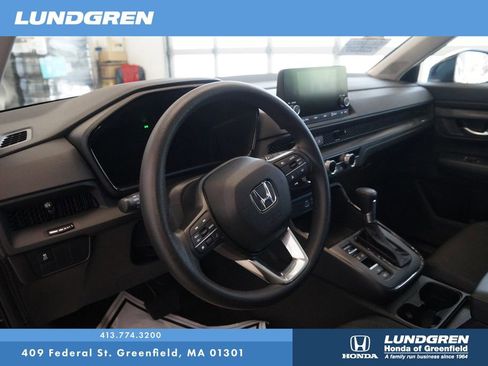 Used 2025 Honda CR-V EX image 12