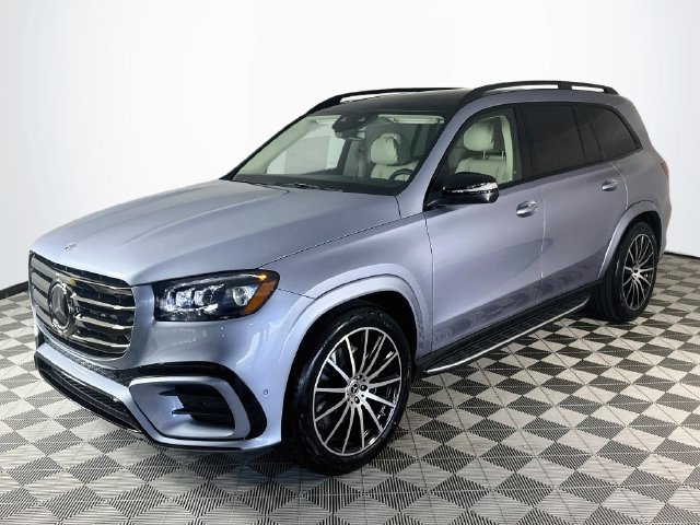 New 2026 Mercedes-Benz GLS 450 4MATIC image 3