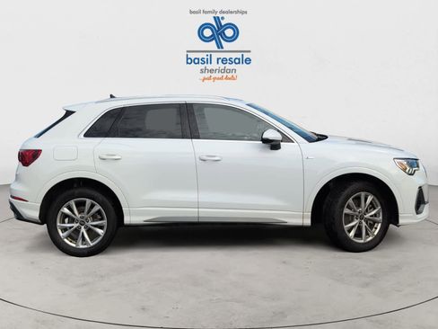 Used 2024 Audi Q3 2.0T Premium image 10