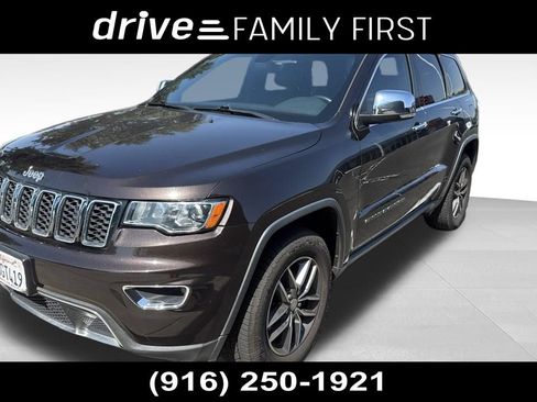 Used 2017 Jeep Grand Cherokee Limited AWD/4WD image 1