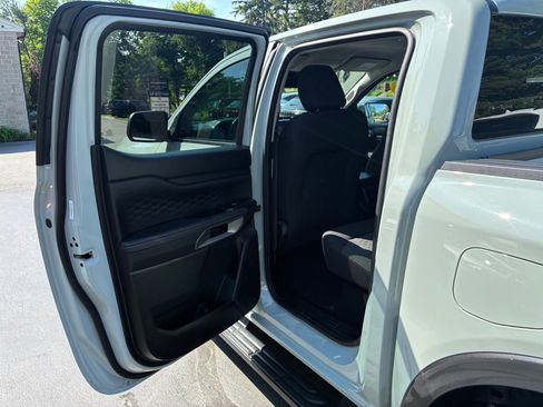 Used 2024 Ford Ranger XLT w/ FX4 Off-Road Package AWD/4WD image 19